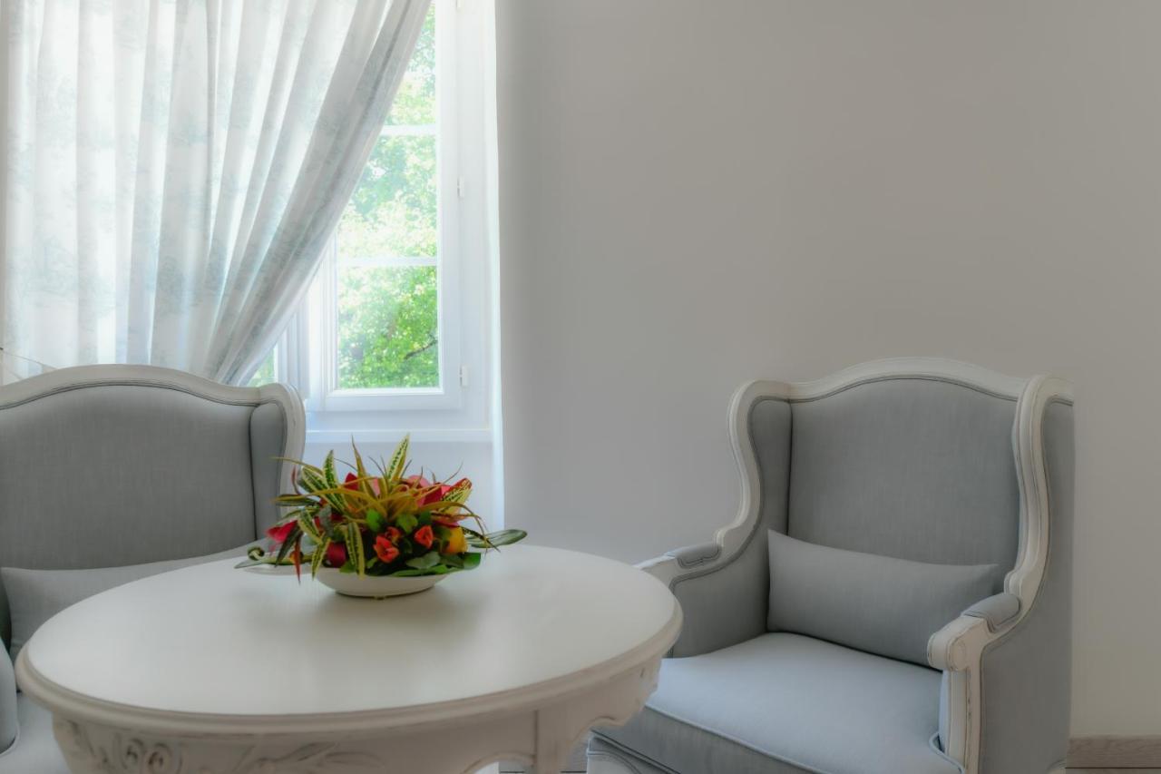 Chateau De Heaas Feas Zewnętrze zdjęcie